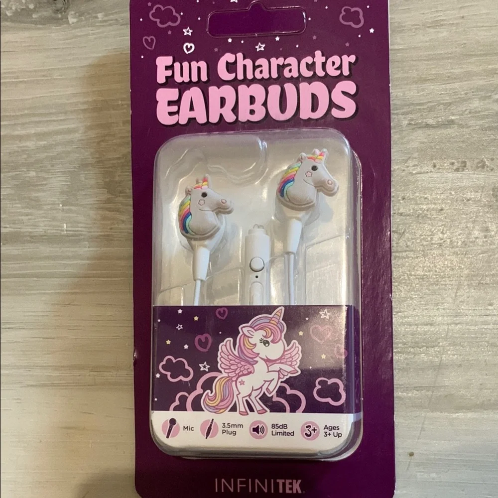 5️⃣ Unicorn Earbuds with Rainbow Accents